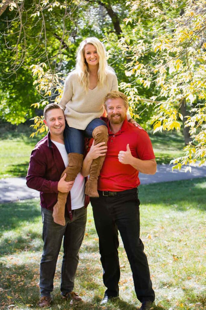 adult siblings in the park